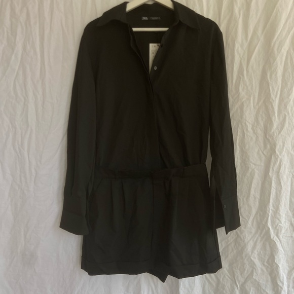 Zara SHIRT STYLE SHORT JUMPSUIT. Black Size Medium NEW - Picture 2 of 13